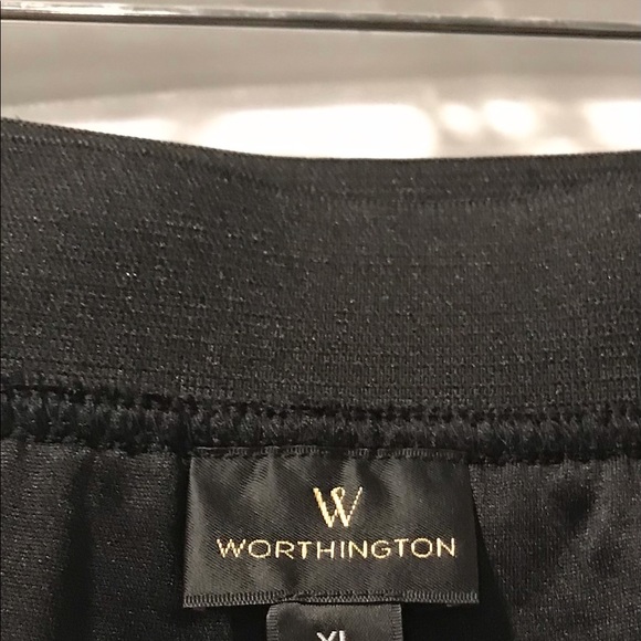 Women’s Skirt - Picture 4 of 6